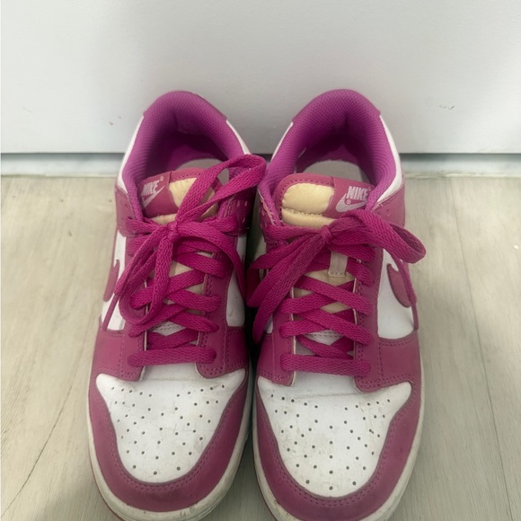NIKE women’s dunks - LOW 6Y - Picture 5 of 7